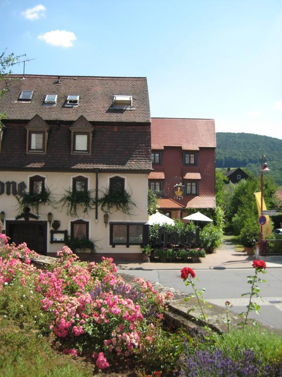Hotel Krone Laudenbach  Exterior foto
